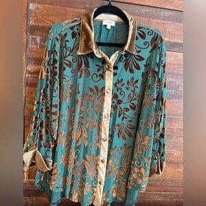 UmgeeTurquoise and Brown Floral Button-Up Blouse